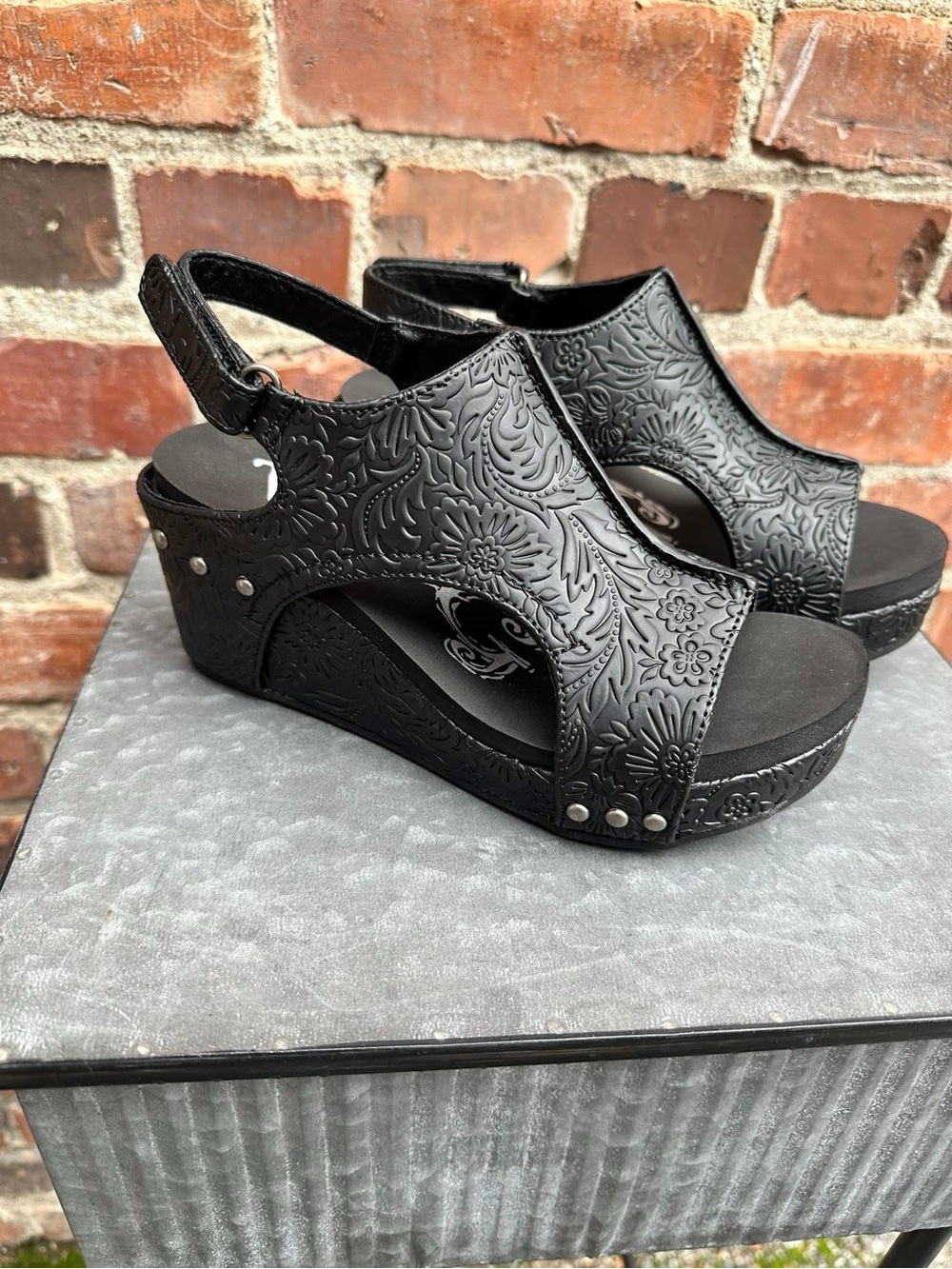 NEW Very G Black Floral-Embossed Wedge Sandals - Women